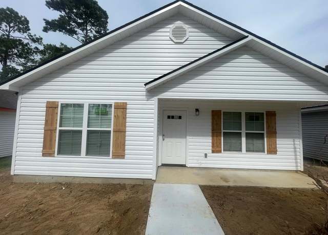 Property at 2531 Forrestwood Dr, Valdosta, GA 31602, 3 beds, 2 baths