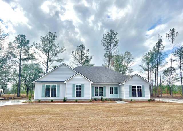 Property at 6452 Lake Alapaha Blvd, Naylor, GA 31641, 4 beds, 2 baths