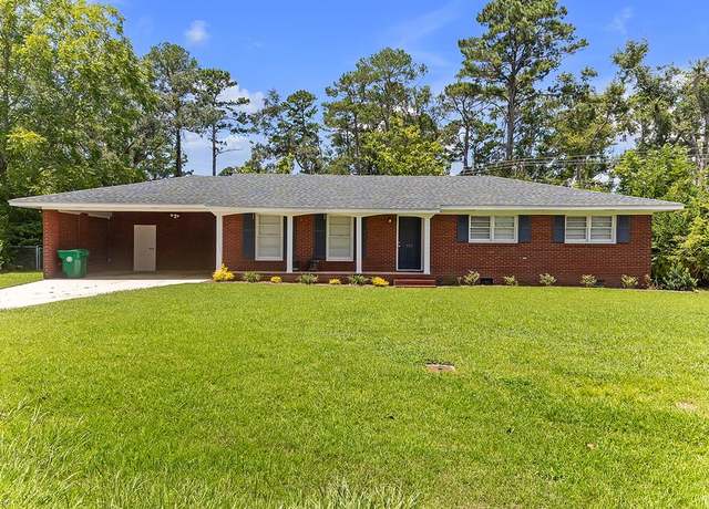 Property at 323 Betty Jo Dr, Valdosta, GA 31602, 3 beds, 2 baths
