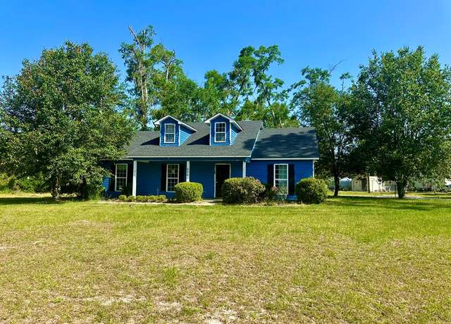 Property at 6502 Woodcliff Dr, Valdosta, GA 31601, 4 beds, 2 baths