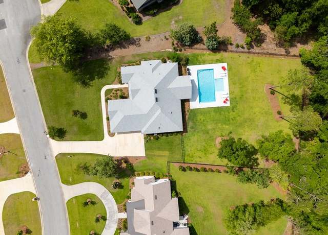 Property at 3924 Loblolly Ln, Valdosta, GA 31601, 4 beds, 3 baths