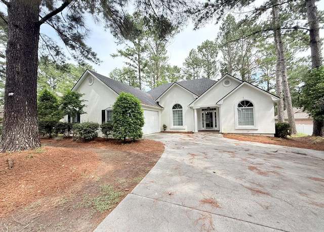 Property at 4449 Huntington Pointe, Valdosta, GA 31602, 3 beds, 2.5 baths