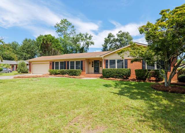 Property at 106 Breckenridge Dr, Valdosta, GA 31605, 4 beds, 2 baths