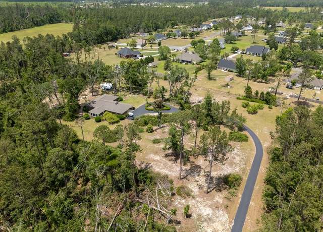 Property at 4253 Johnston Rd, Valdosta, GA 31606, 5 beds, 3 baths