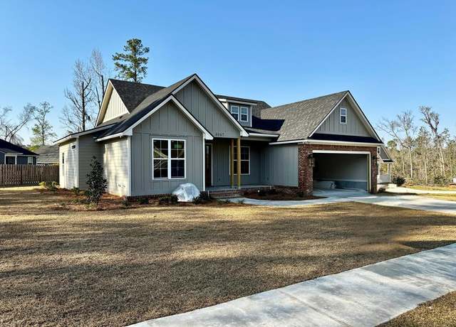 Property at 4067 Applecross Rod Rd, Valdosta, GA 31605, 4 beds, 2 baths