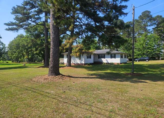 Property at 17 Green Lake Cir, Quitman, GA 31643, 4 beds, 3 baths
