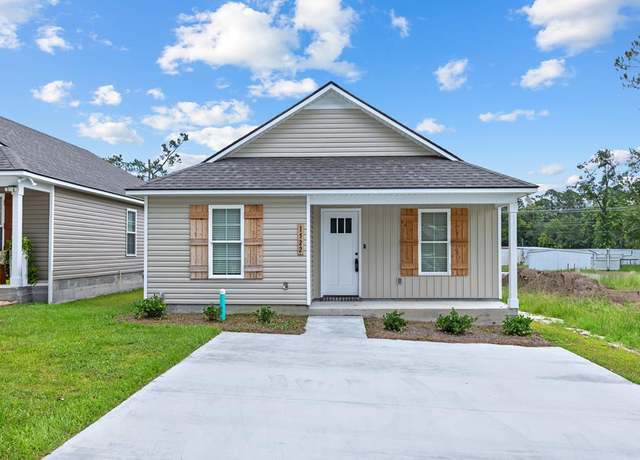 Property at 1522 Woodard St, Valdosta, GA 31601, 3 beds, 2 baths