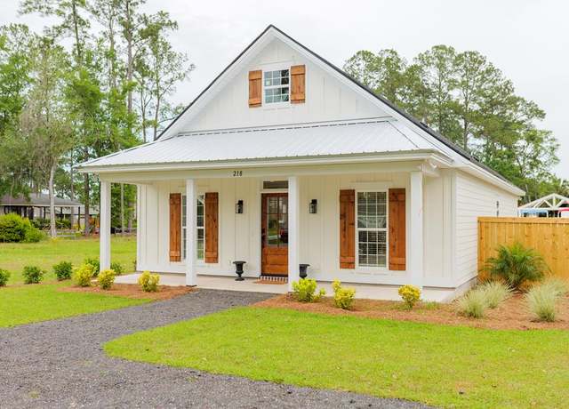 Property at 218 Baxley Dr, Lake Park, GA 31636, 3 beds, 2 baths