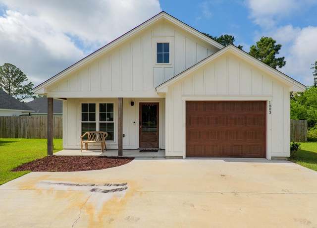 Property at 1803 Northside Dr, Valdosta, GA 31602, 3 beds, 2 baths