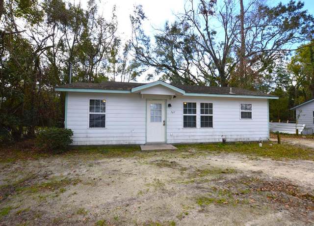 Property at 747 E Brookwood Dr, Valdosta, GA 31601, 3 beds, 1 bath