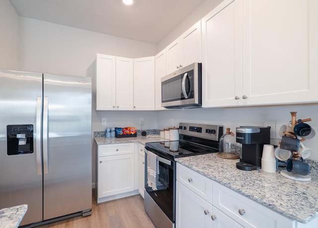 Property at 5026 Rosewyck Cir, Valdosta, GA 31605, 3 beds, 2.5 baths