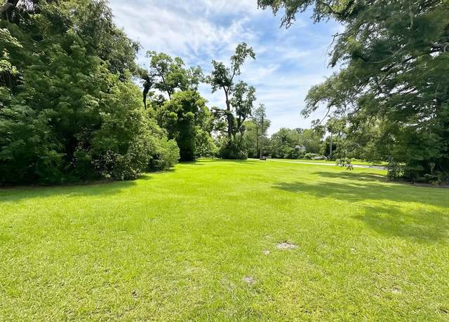 Property at 201 N Wells St, Valdosta, GA 31601