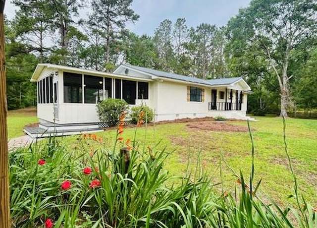 Property at 3877 Old Miltown Rd, Nashville, GA 31639, 3 beds, 2 baths