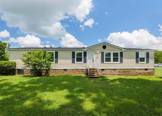 Property at 295 Smith Dairy Rd, Ray City, GA 31645, 3 beds, 2 baths