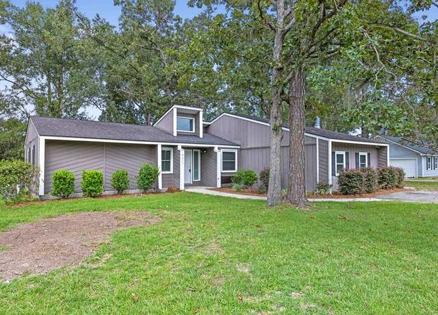 Property at 4311 Shiloh Trce, Valdosta, GA 31602, 4 beds, 2 baths
