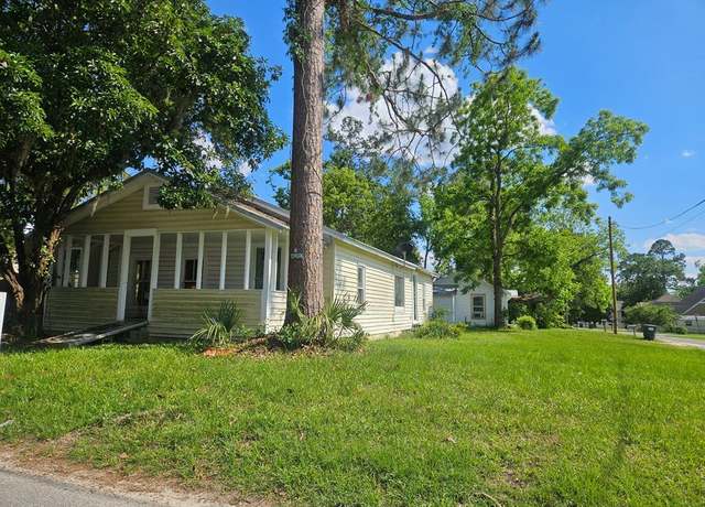 Property at 201 Beetree Ave, Nashville, GA 31639, 3 beds, 2 baths