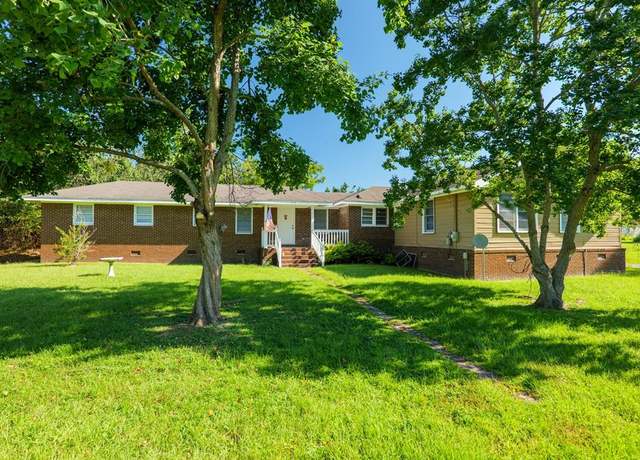 Property at 3621 Mt Zion Church Rd, Valdosta, GA 31605, 4 beds, 2 baths