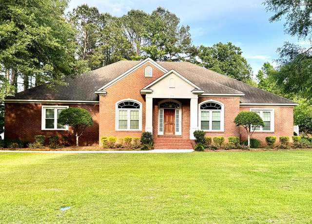 Property at 4618 Tillman Bluff Rd, Valdosta, GA 31602, 4 beds, 3.5 baths