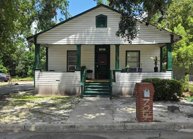 Property at 724 J L Lomax Dr, Valdosta, GA 31601, 3 beds, 1 bath
