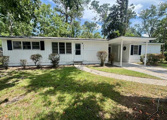 Property at 2719 Second St, Valdosta, GA, 3 beds, 2 baths