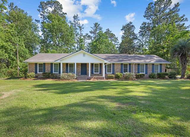 Property at 4848 Lori St, Valdosta, GA 31605, 4 beds, 2 baths