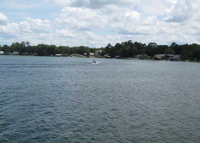 Property at 206 Harris Trl, Lake Park, GA 31636, 3 beds, 2 baths
