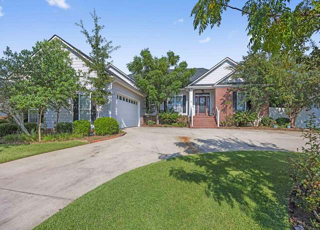 Property at 3699 Arbor Run Dr, Valdosta, GA 31605, 4 beds, 2.5 baths