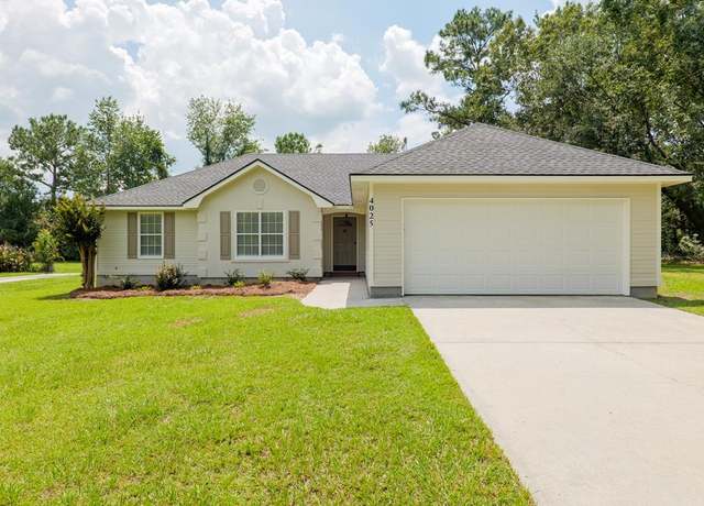 Property at 4025 Foxridge Ln, Valdosta, GA 31605, 4 beds, 2 baths