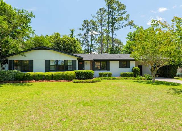 Property at 301 Betty Jo Dr, Valdosta, GA 31602, 3 beds, 3 baths