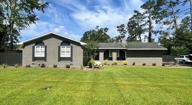 Photo of 2202 Gornto Rd, Valdosta, GA 31602