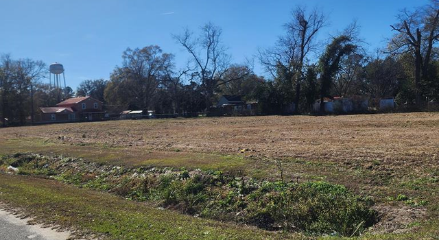 Photo of 301/300 W Central/colquitt Ave, Lenox, GA 31637