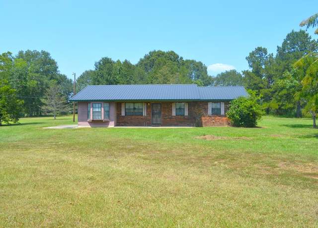 Property at 121 Lee Magee Rd, Tylertown, MS 39667, 3 beds, 1.5 baths