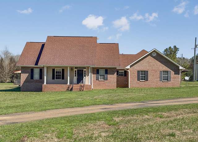Property at 2047 Hwy 98 West, Summit, MS 39666, 4 beds, 2.5 baths