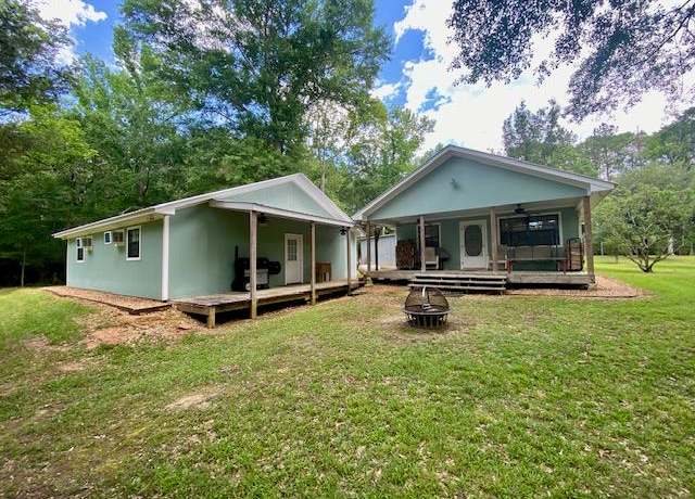 Property at 6113 Womack Rd, Summit, MS 39666, 5 beds, 3 baths
