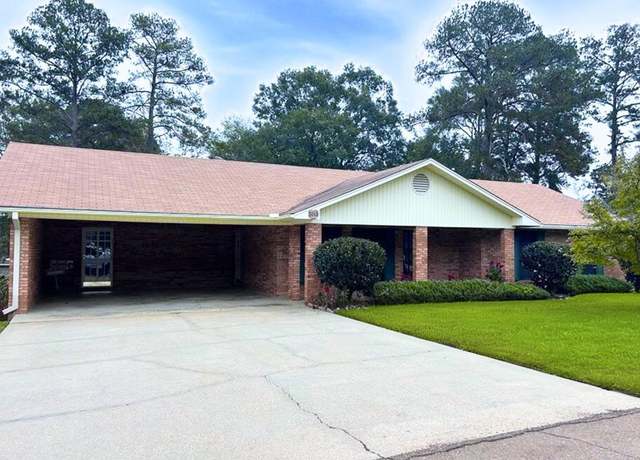 Property at 1015 Prairie Ln, Mccomb, MS 39648, 3 beds, 2 baths