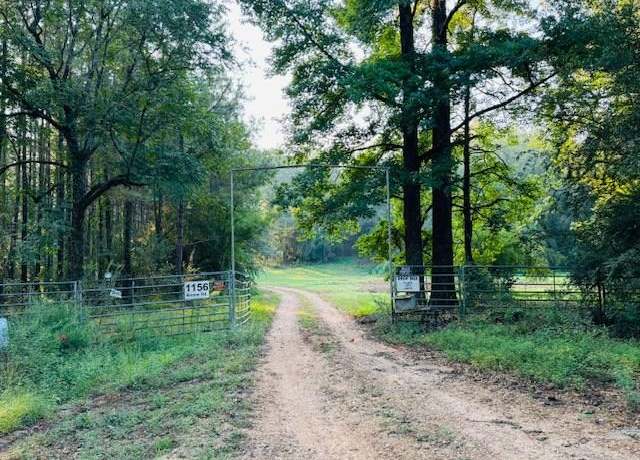 Property at 1156 Boone Rd, Mccomb, MS 39648, 3 beds, 3 baths