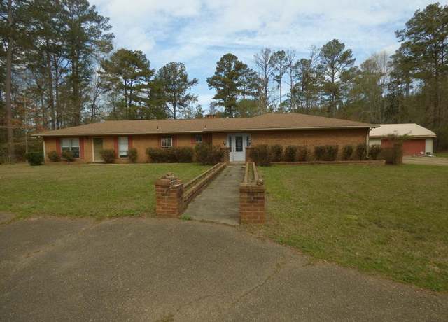 Property at 1926 Brumfield Rd SW, Summit, MS 39666, 4 beds, 3 baths
