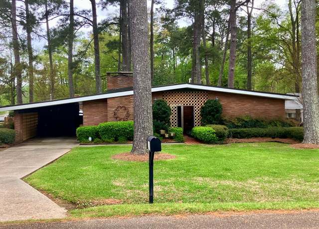 Property at 201 South St, Brookhaven, MS 39601, 3 beds, 2 baths