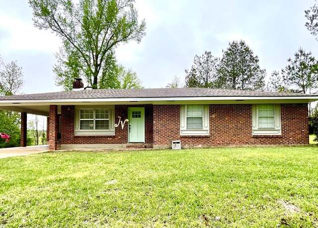 Property at 37 Ras Case Rd, Monticello, MS 39654, 3 beds, 2 baths