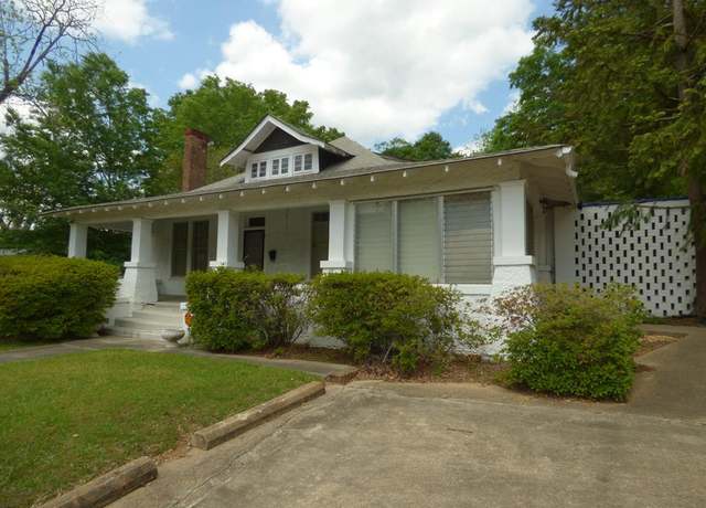 Property at 728 Delaware Ave, Mccomb, MS 39648, 4 beds, 3 baths