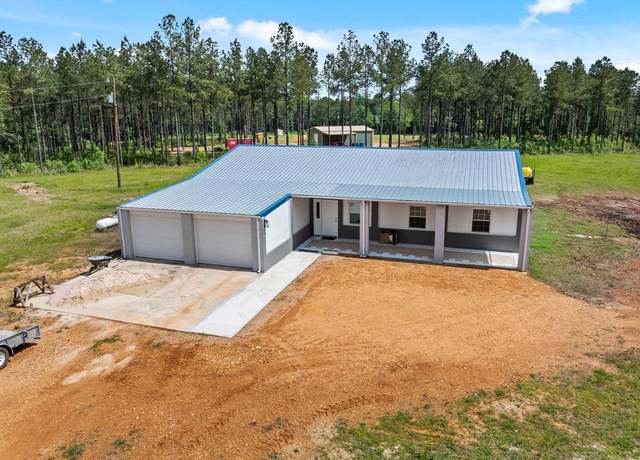 Property at 3285 Summit Dr, Bogue Chitto, MS 39629, 3 beds, 3 baths