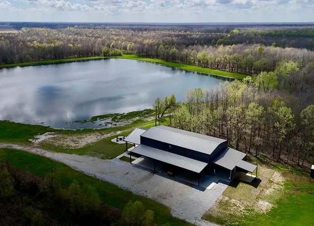Property at 6992 Blackhawk Acme Levee Rd, Vidalia, LA 71373, 8 beds, 4 baths