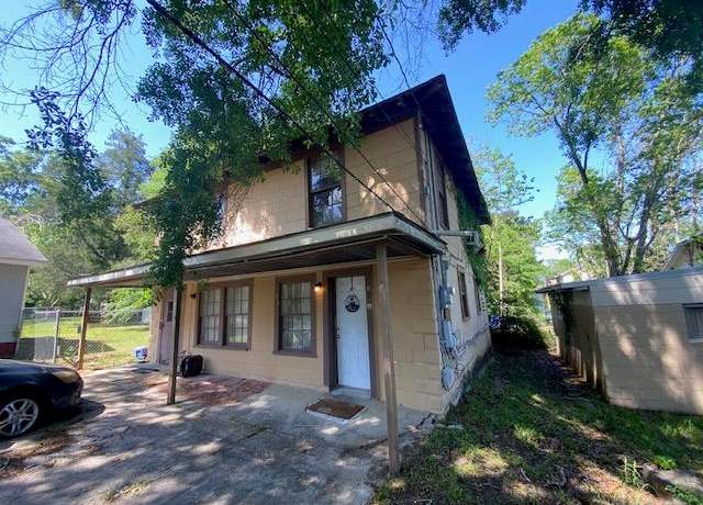 Property at 806 Brine, Mccomb, MS 39648, 2 beds, 2 baths