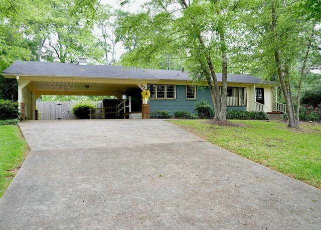 Property at 622 South Sixth St, Mccomb, MS 39648, 2 beds, 1.5 baths