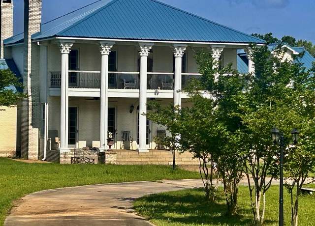 Property at 3078 Jackson Liberty Dr SW, Smithdale, MS 39664, 5 beds, 4.5 baths