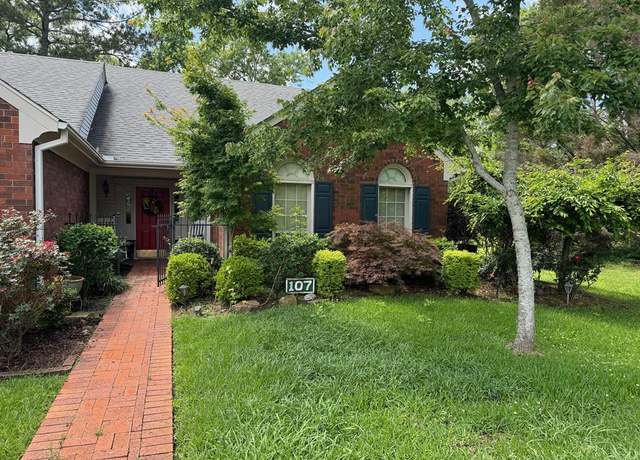 Property at 107 Woodland Rdg, Mccomb, MS 39648, 3 beds, 3 baths