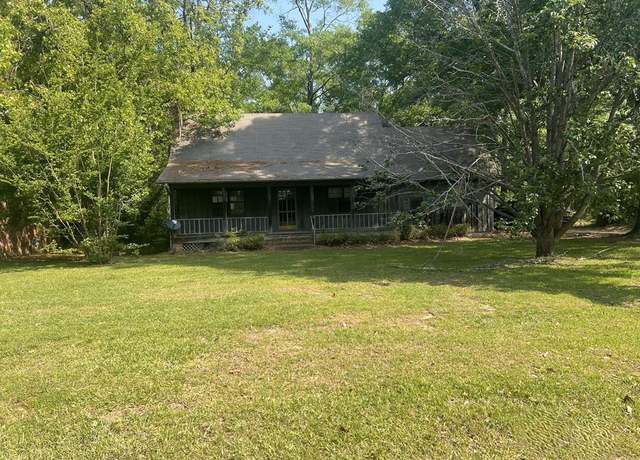 Property at 702 Brookwood, Brookhaven, MS 39601, 3 beds, 2 baths
