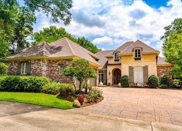 Property at 109 Grove Pl, Summit, MS 39666, 3 beds, 2.5 baths