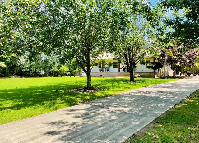 Property at 2028 Highway 44 E, Mccomb, MS 39648, 3 beds, 2 baths