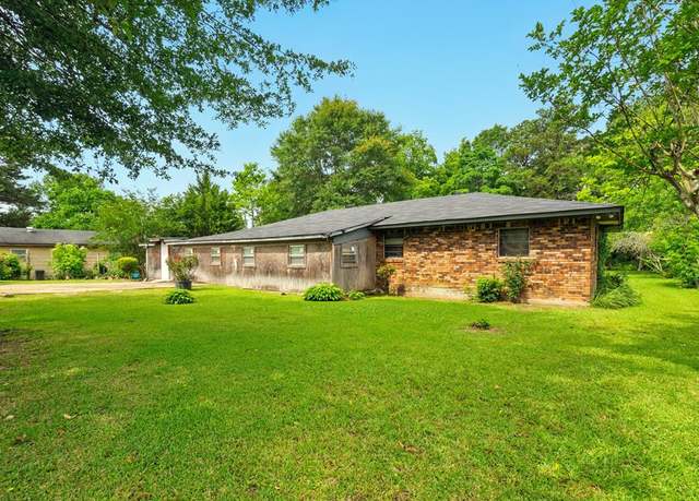 Property at 1005 Miller Ln, Summit, MS 39666, 3 beds, 2 baths